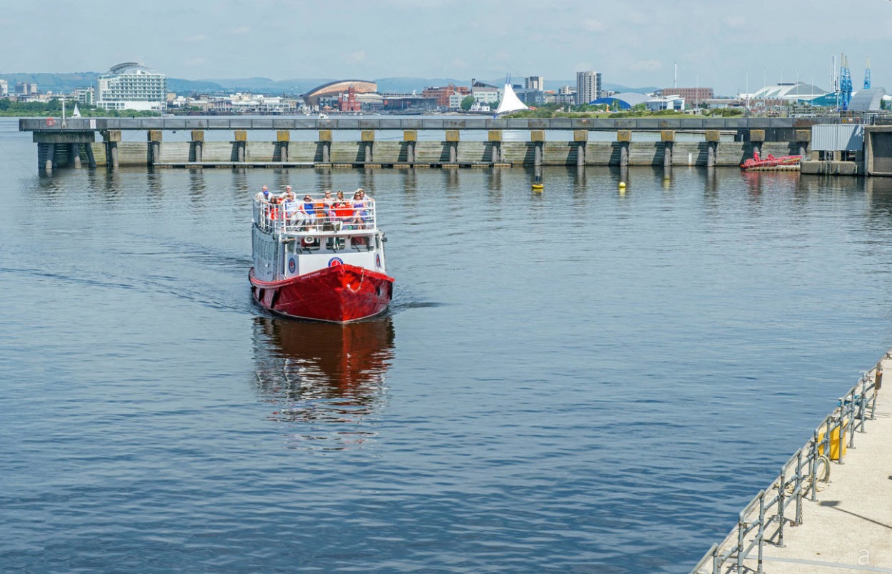 cardiff bay boat tours